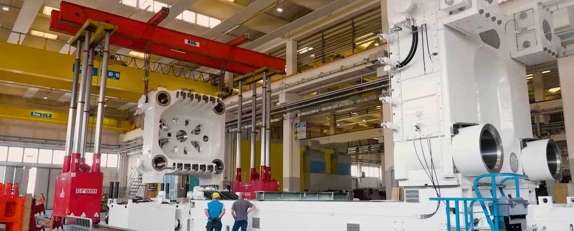 Une giga-presse du fabricant italien Idra. Image